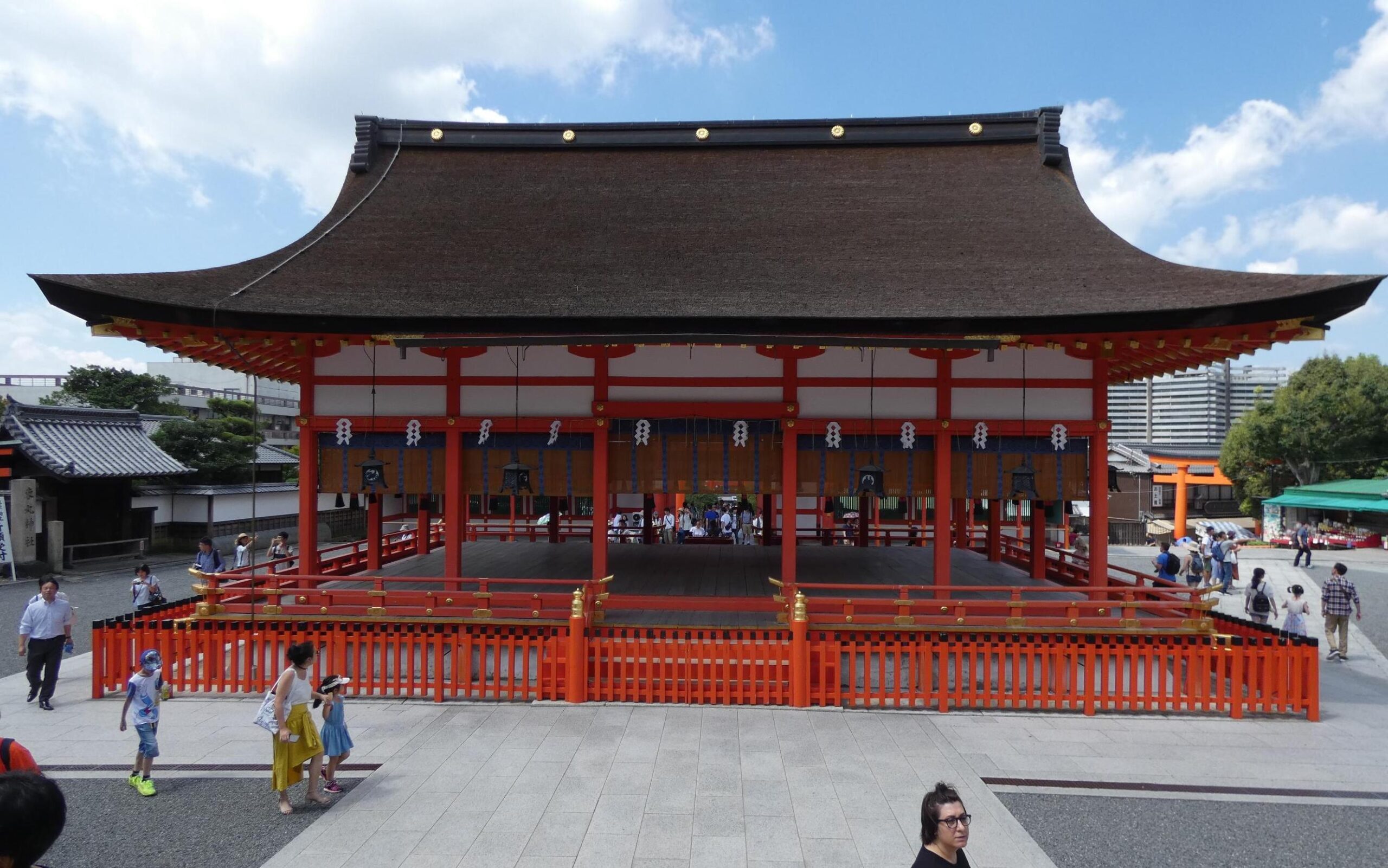 Ge-Haiden Outer Worship Hall