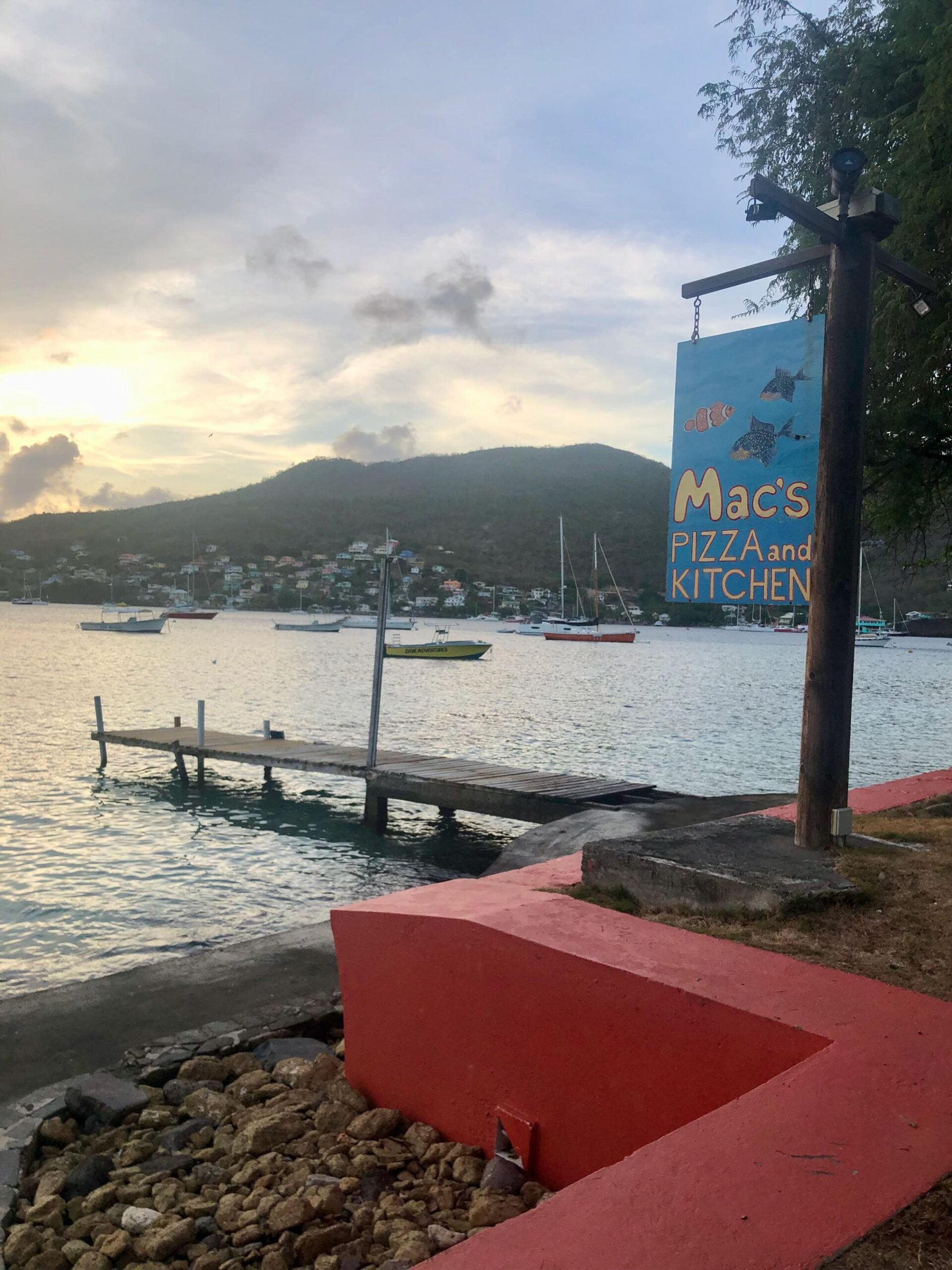 Macs Pizzeria Bequia