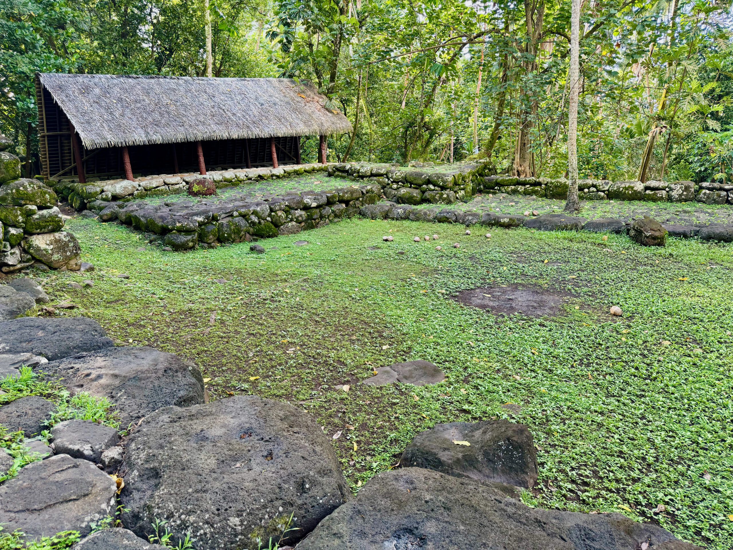Hatiheu Valley, Nuku Hiva