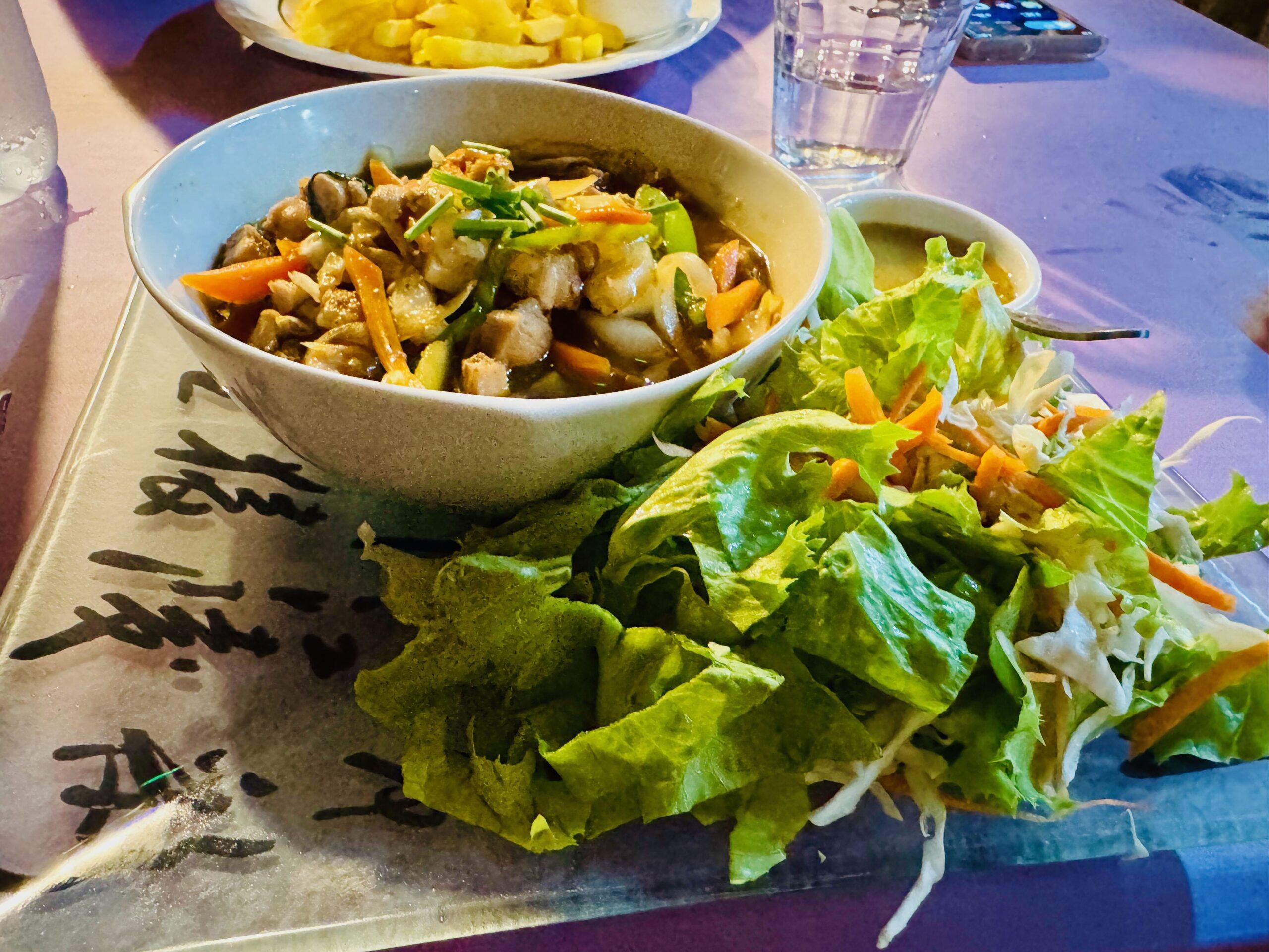 Roulotte Chez Doudou, Oa Pou