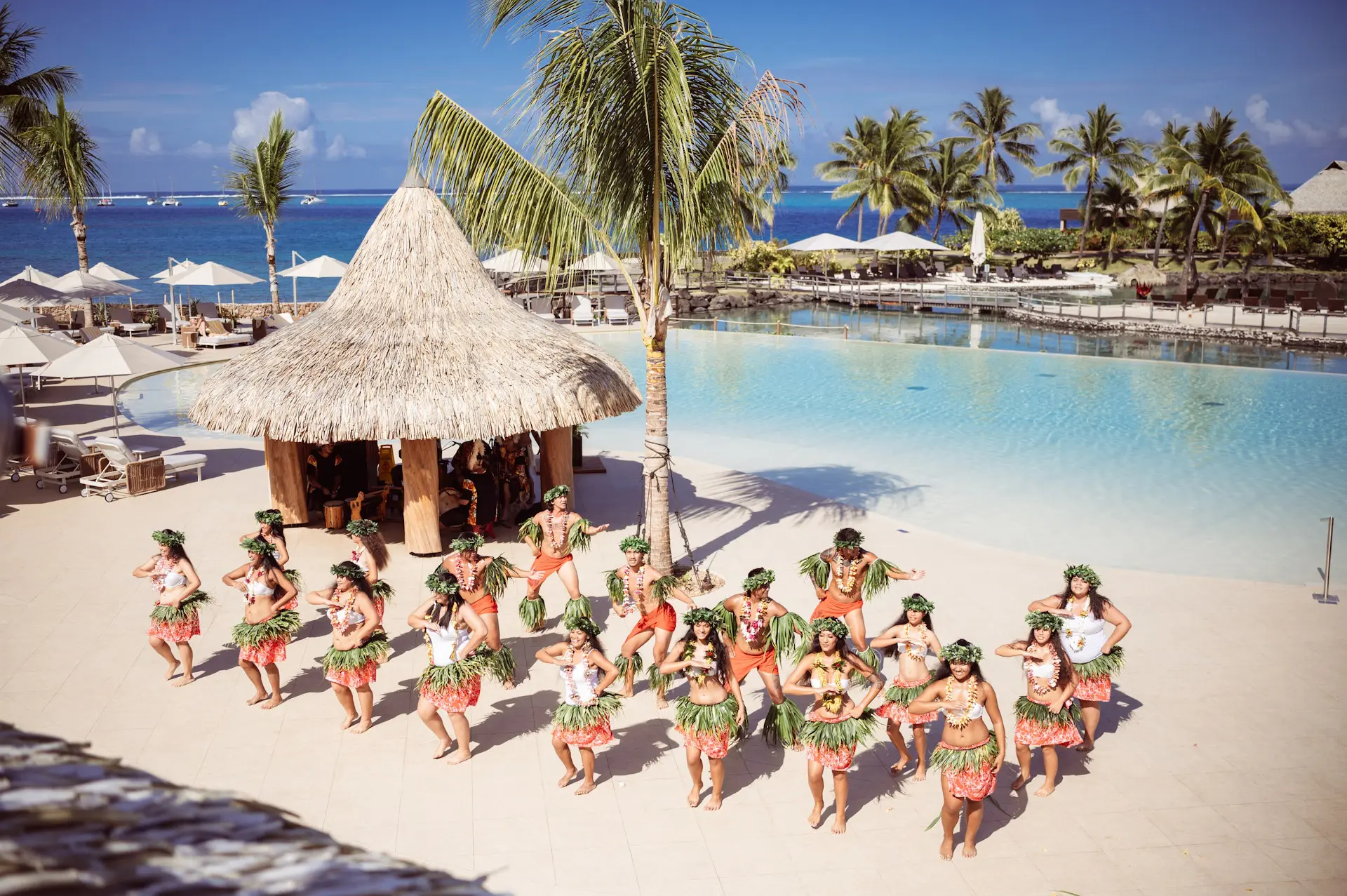 InterContinental Hotel dinner show in Tahiti