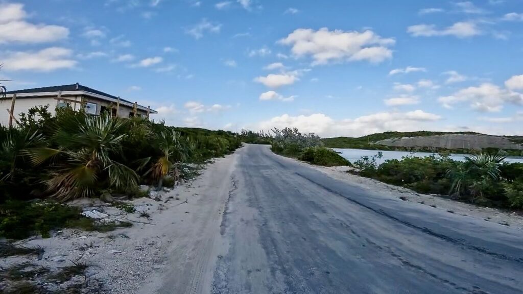 Staniel Cay road