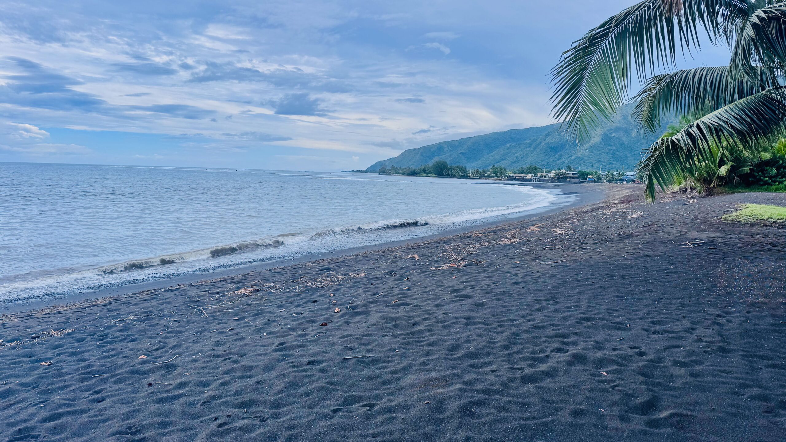 Taharuu Beach in Tahiti