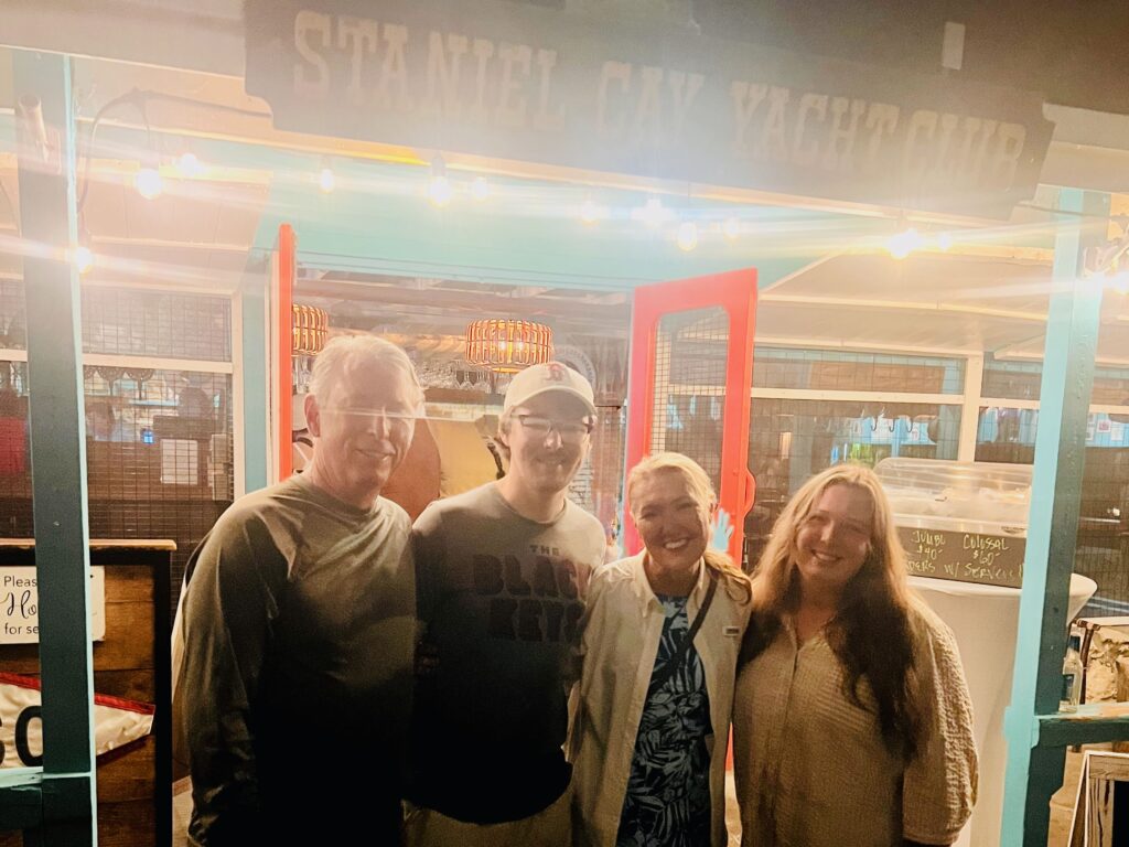 Staniel Cay Yacht Club